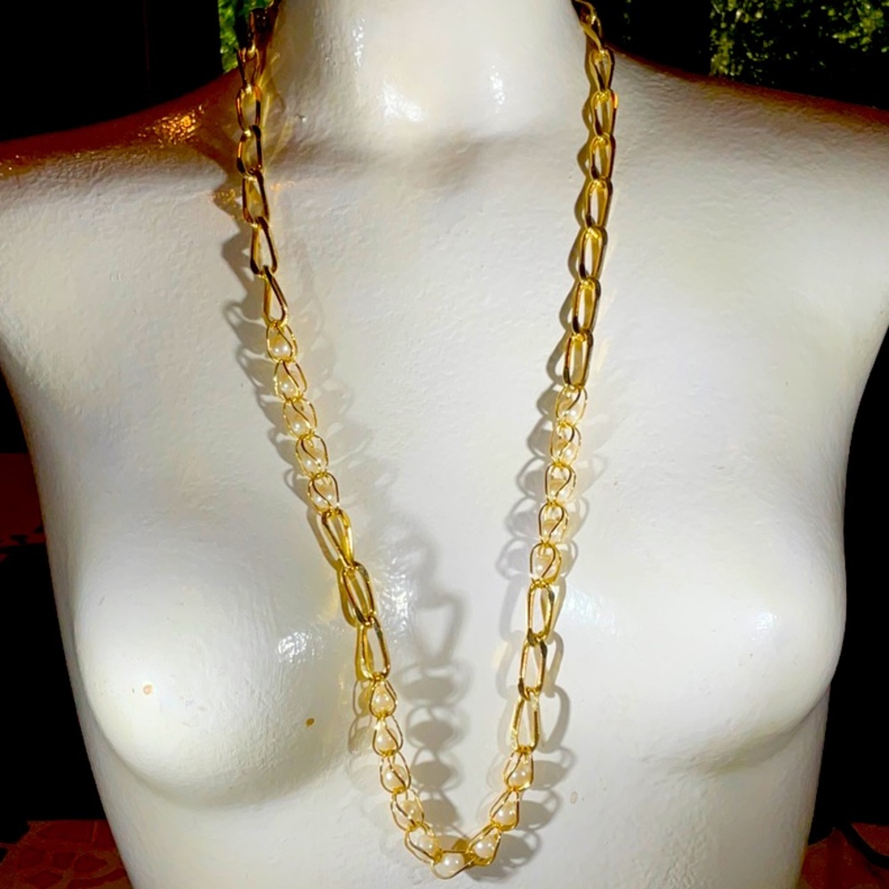 Vintage gold tone and costume pearl necklace, 30”